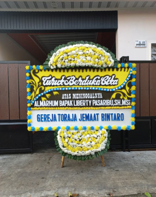 Papan Bunga Duka di Kamboneri